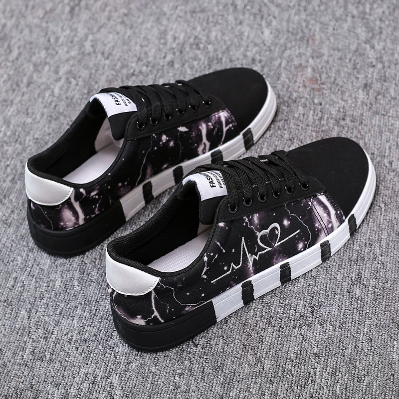 

Low-top canvas outdoor casual shoes for summer 2021