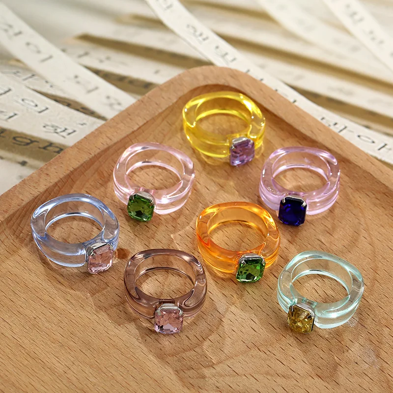 

Fashion Colorful Plastic Crystal Cocktail Rings Inlaid Square Rhinestone Diamond Stone Jumbo Chunky Clear Resin Finger Ring, Picture shows