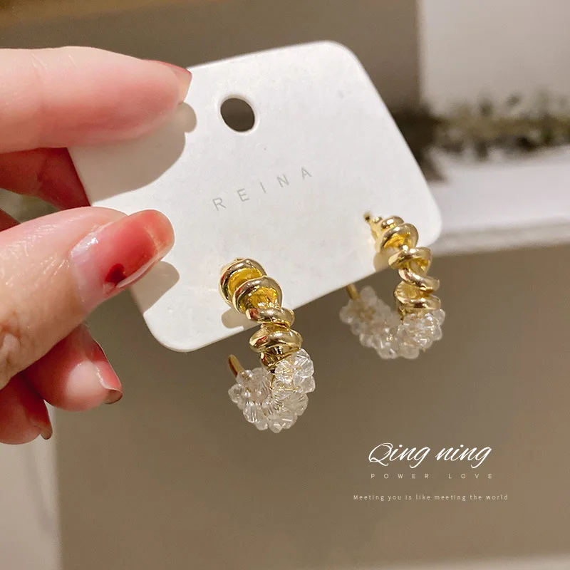 

trendy fashion spiral metal crystal lady c earing