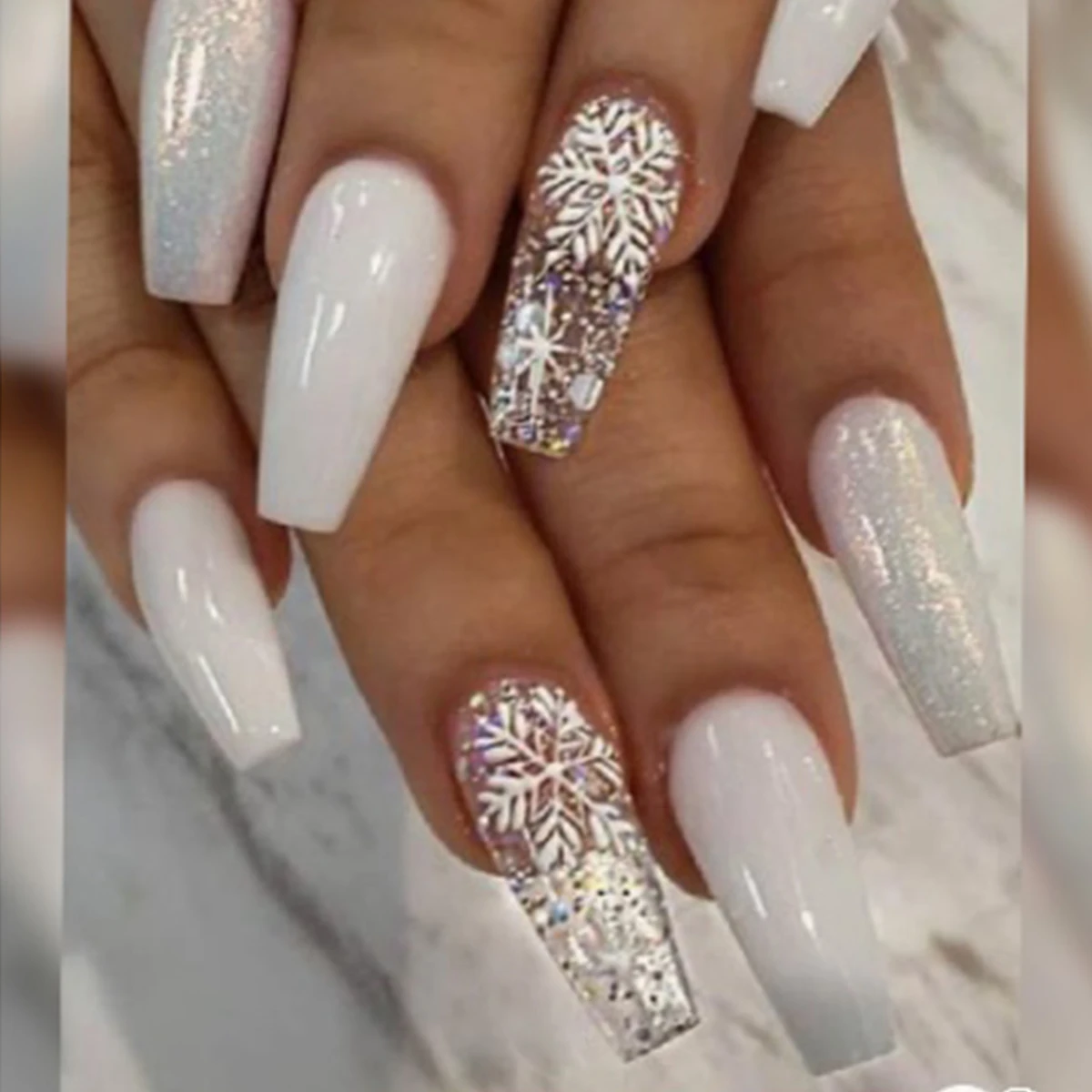 

New Design Artificial Fingernails Brand Color Hot Selling French Gradient Natural Colors Nude Pink Short Fake Nails Kit, Colorful