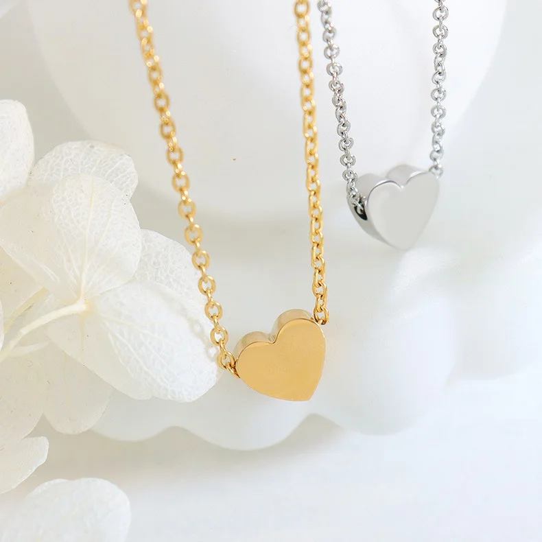 

2023 New Minimalist Pendant Non Tarnish Stainless Steel 18k Gold Heart Choker Womens Jewelry Necklace