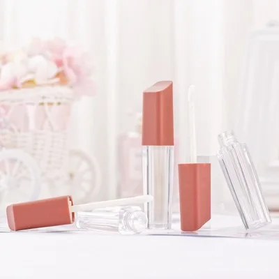 

Cosmetic Type and Usage lipgloss tube containers packaging with brush gloss transparent