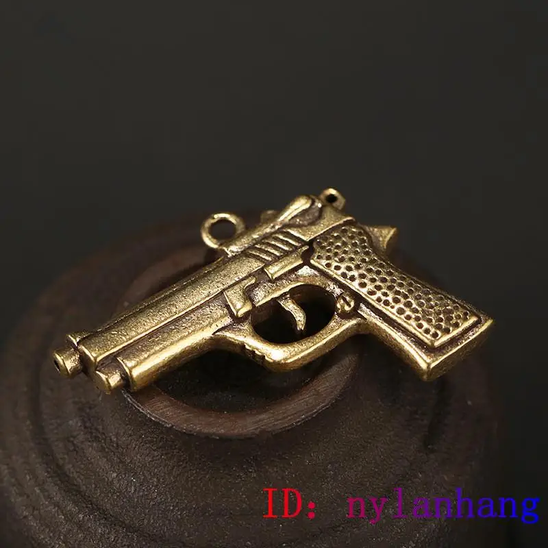 

Brass Pistol Pendant Jewelry Fengshui Statuette Gifts Key buckle Figurines Carved Handmade Sculptures