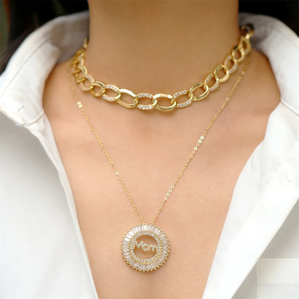 

Fashion Flat Link Chain Choker Necklace Rhinestone Mom Letter Cubic Zircon Round Pendant Necklace Women Jewelry