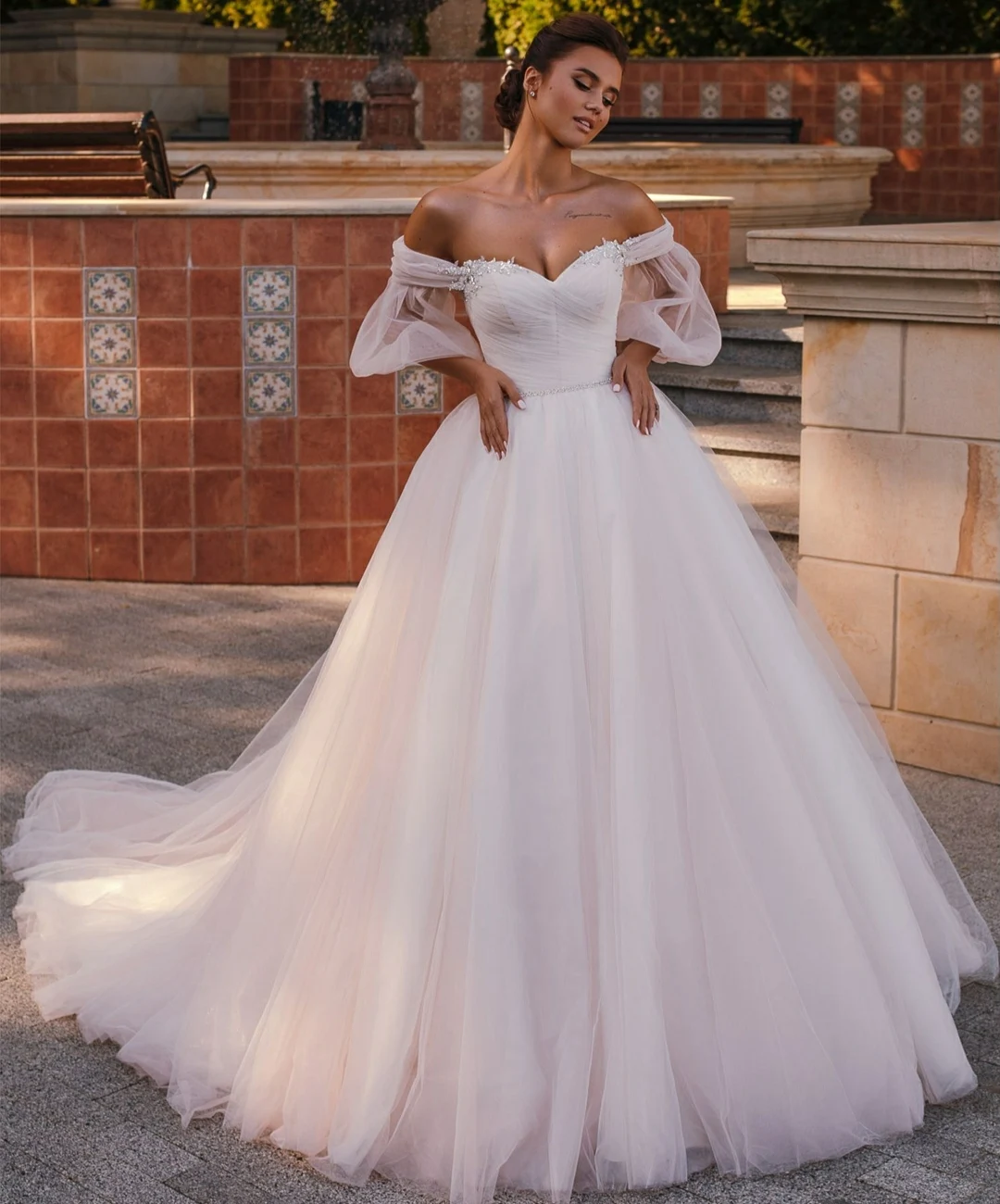 

13342#Elegant Strapless Off Shoulder Open Back Elegant A-Line Puffy Sleeves Sweetheart Sweep Train Wedding Dress Bridal Gown