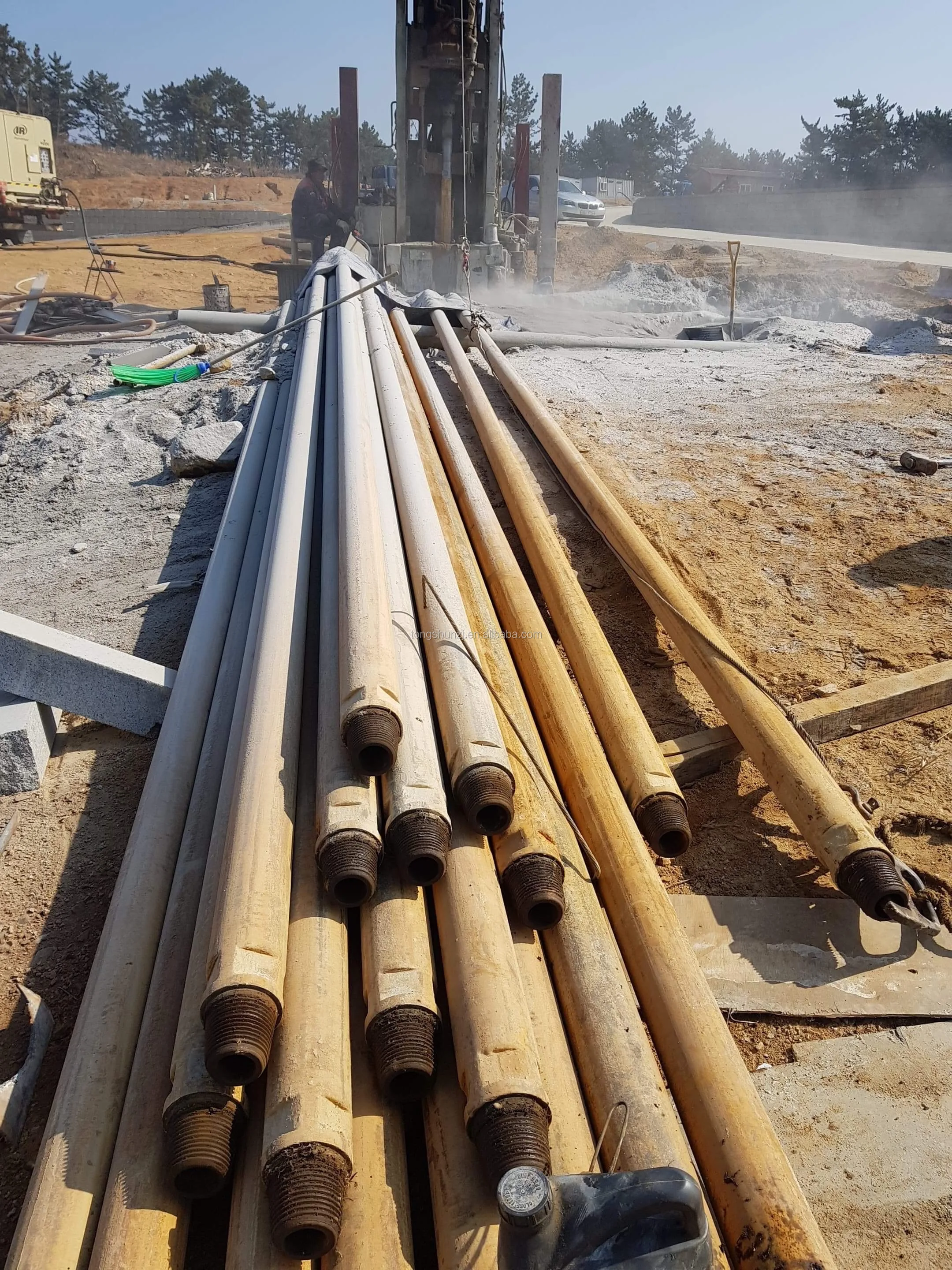 Manufacturer 114mm 4.5M DTH Water Well Drilling Pipe G105 Steel API NC35 NC31 Thread.JPG