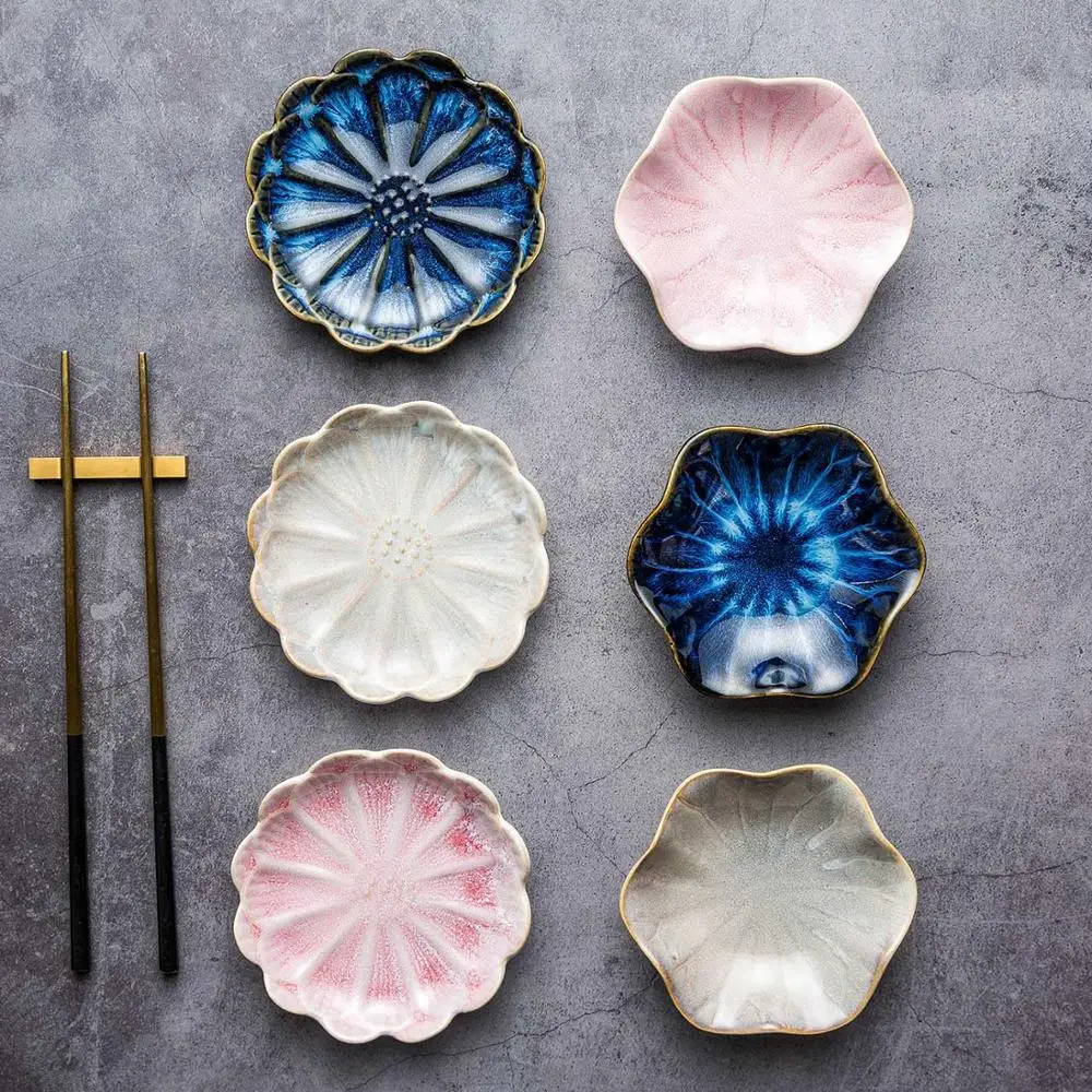 
Amazon Hot Selling porcelain food dish small soy sauce dipping flower shaped ceramic dish 