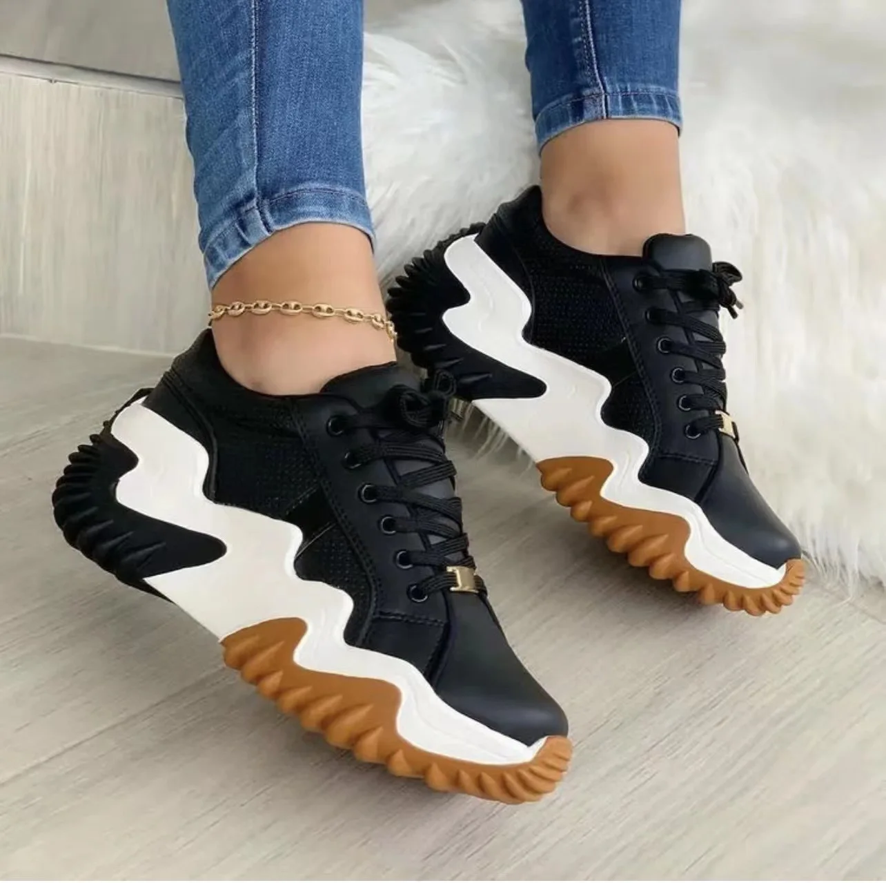 

2022 Spring and Autumn New style High rise thick soled muffin heel casual lace up women shoes