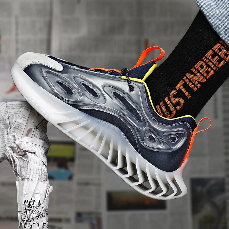 

2021 Men's Fashion Sneakers Young Man Street Trend Outdoor Leisure Shoes Personality Sneakers Blade Walking shoes