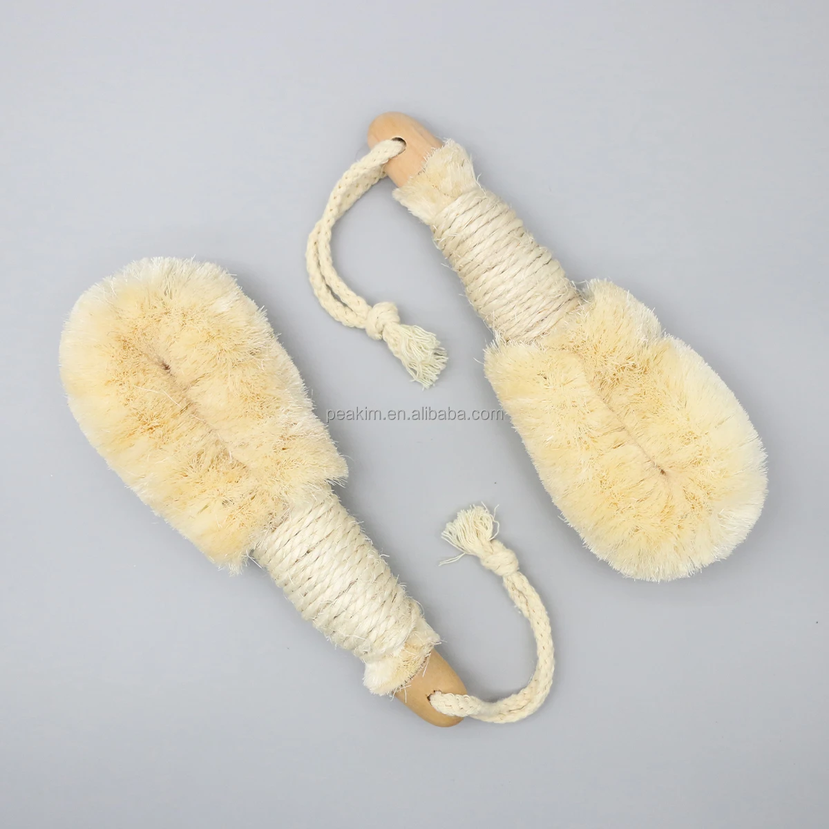 

High Quality Natural Sisal Dry Skin Brush for Cellulite Exfoliating Body Scrubber Massage Wooden Dry Bath Skin Brush, Natural color