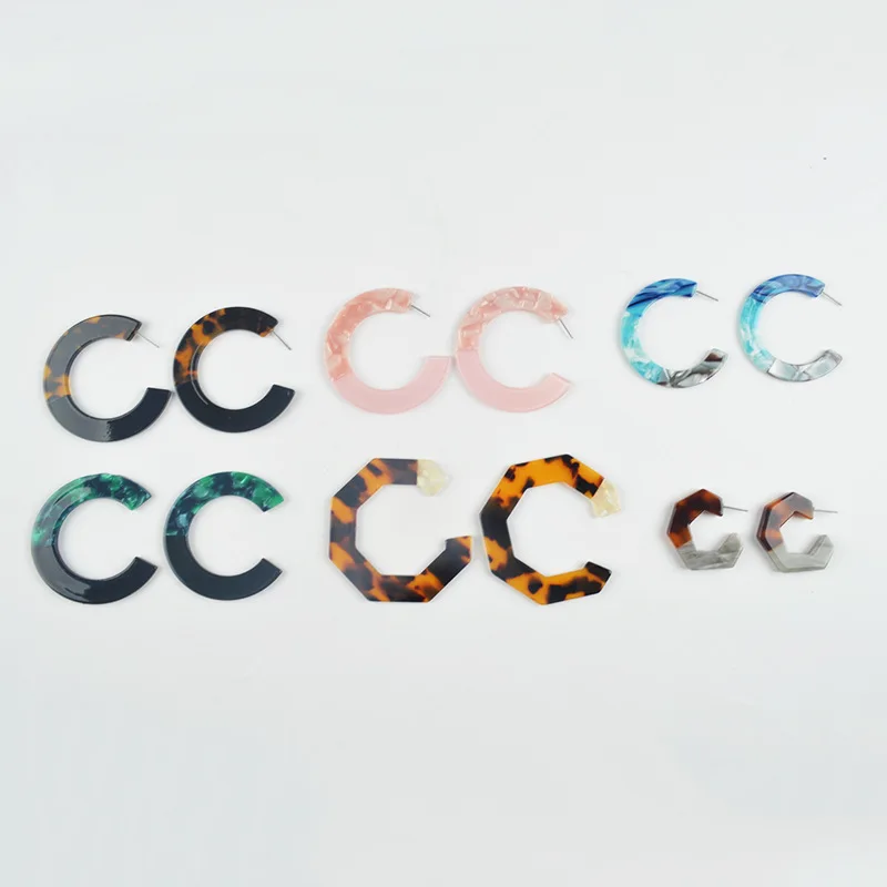 

JUHU New personality fashion simple letter earrings C-shape geometric jewelry acrylic jewelry wholesale for women, Colorful