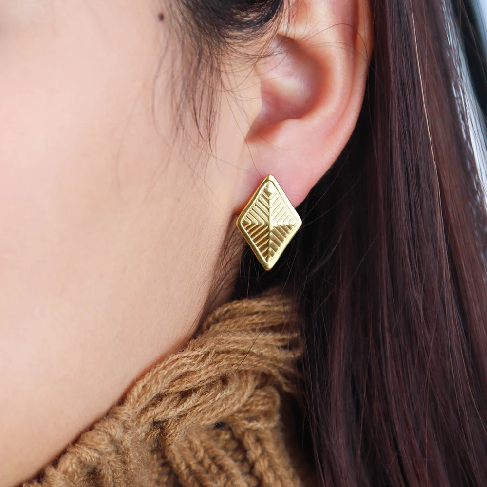 Chris April 316L stainless steel 18k gold plated rhombus shape texture earrings women luxury