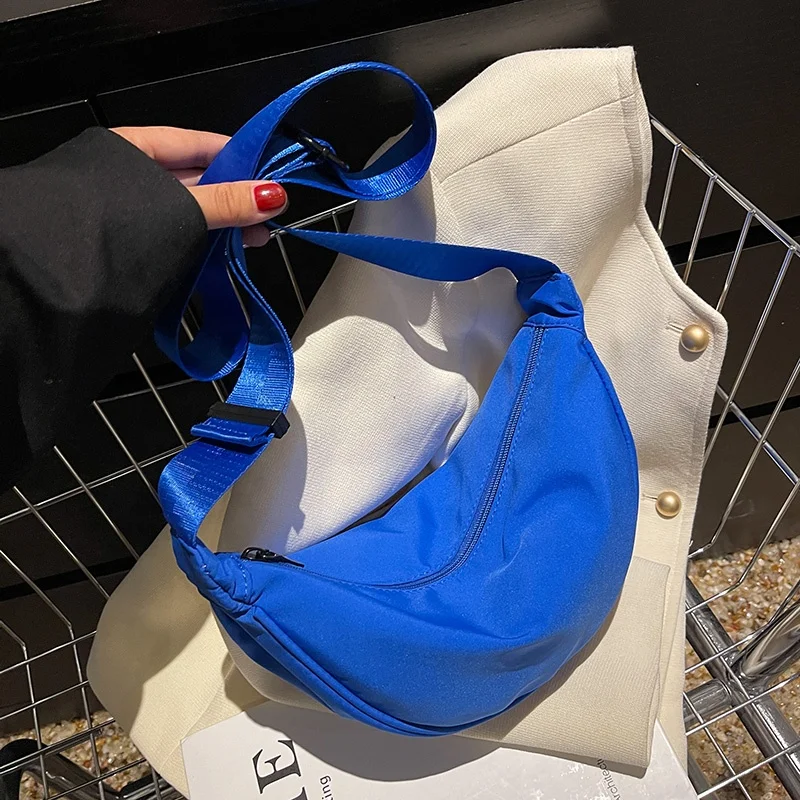 

2022 Summer Fashion Phone Bag Drop Shipping Cross Shoulder Chest Nylon Zip Handbags for Women Ladies