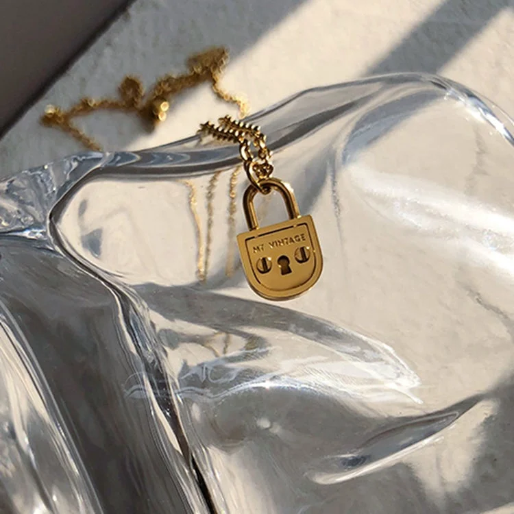 

Minimalist Fashion Women Accessories Jewelry Stainless Steel 18K Gold Plated Tiny Lock Necklace for Women, Gold color