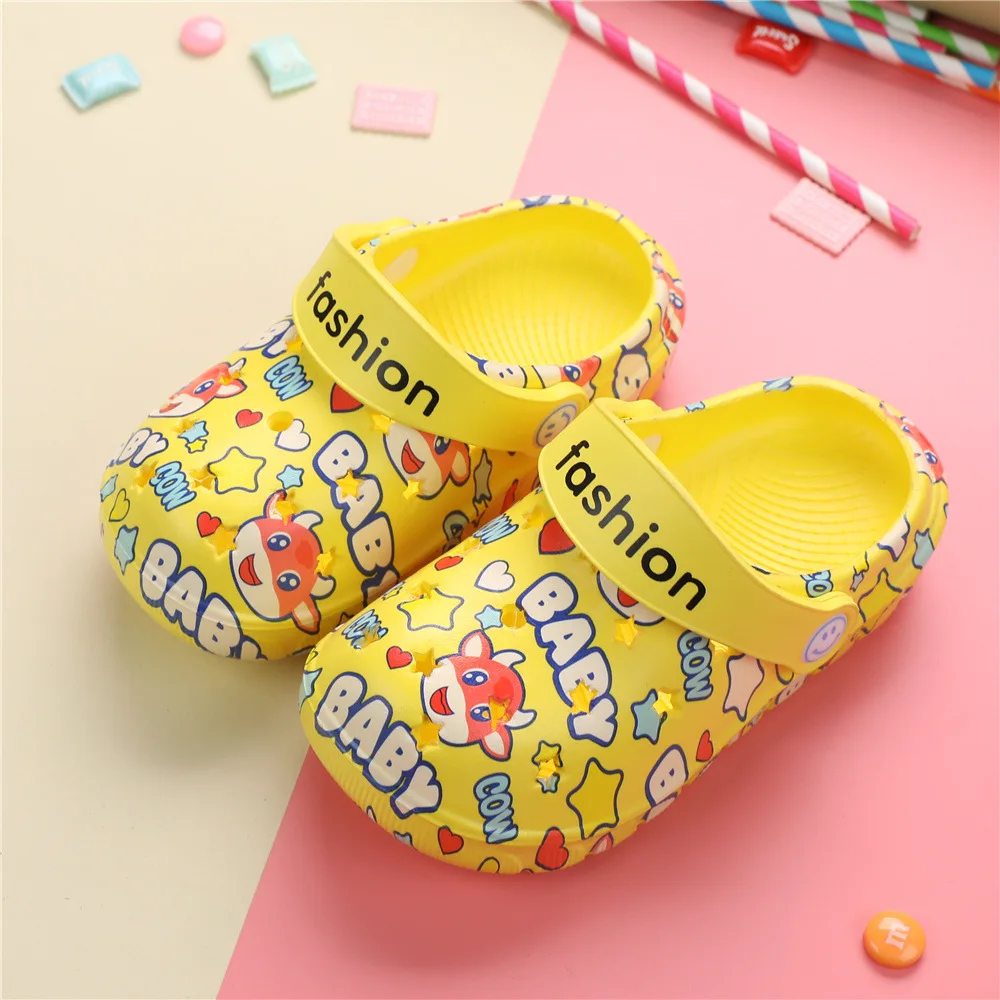 

Toddlers Outdoor New Summer Clogs Cute Eva Kids Garden Shoes Baby Boy Slippers Baby Sandals Size 3, Yellow