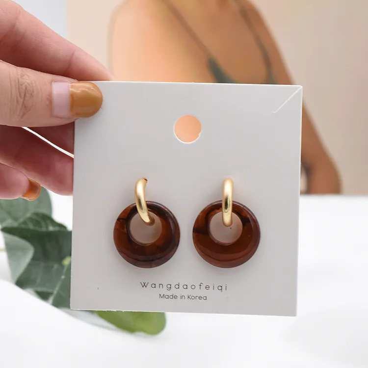 

JUHU Popular accessories leopard grain hoop earrings simple C shape alloy drop earring round resin stud earring for women, Colorful