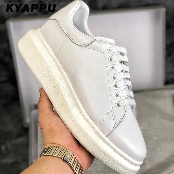 white leather shoes05.jpg