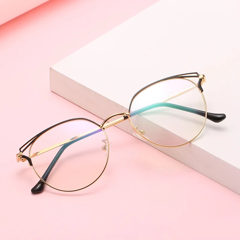 

2022 New Progressive 2021 Fashionable Cat Ears Optical Eyeglasses Custom Logo Metal Frame Oval Shape Blue Light Blocking Glasses