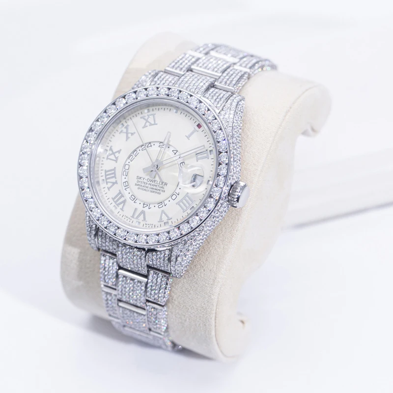 

Luxury Hip Hop Mens Iced Out Bust Down Custom Moissanite Diamond Watch