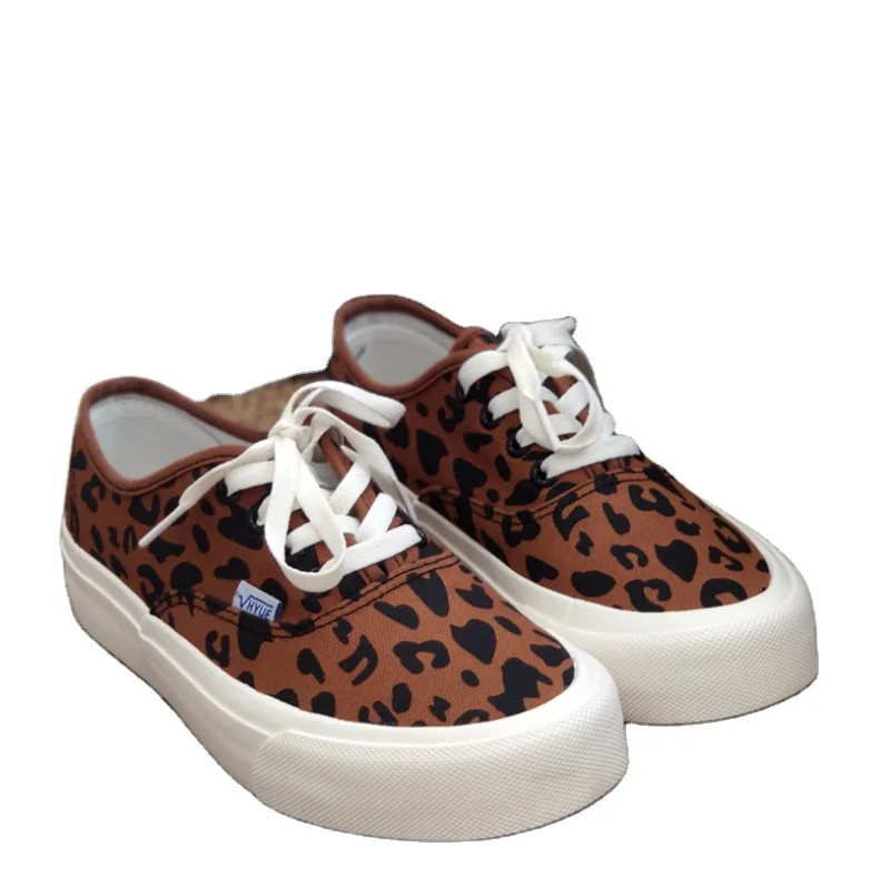 

New Mould Ladies Slip on Shoe Women Plain Knit Customized Spring Style Fly Fabric Pattern, Colors