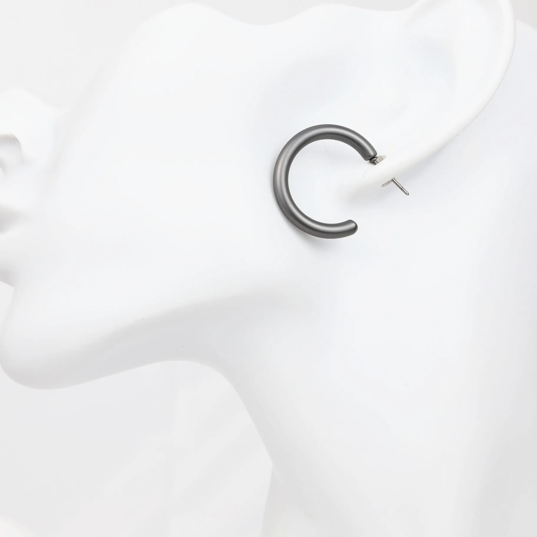 

High Quality vintage Iron hoop Pendent Earrings Fashion exquisite Earring Jewelry