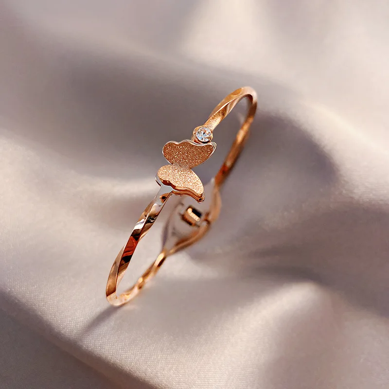 

2020 fashion vivid butterfly bracelet jewelry