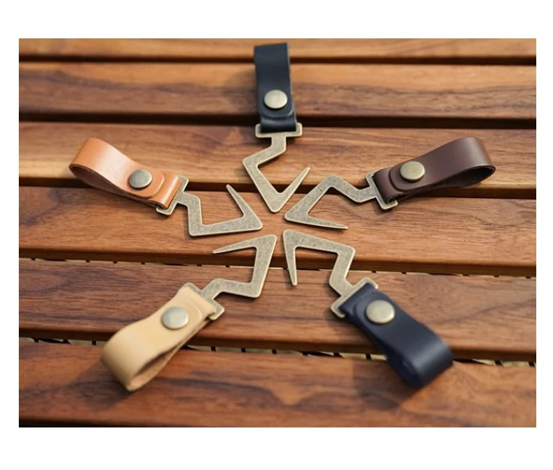 

2021 YY Ready stock custom design Vintage leather Camping covered hook for home