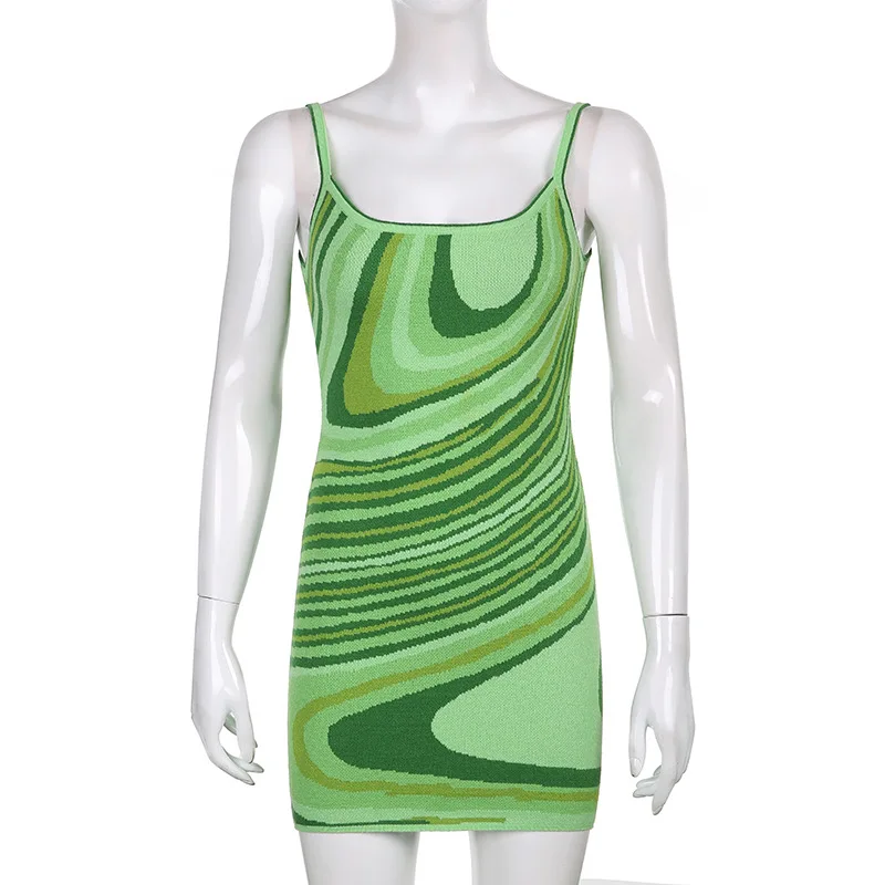 

2021 Sexy new skirt with waist tucked and chest big water corrugated print Dress mature women bodysuit