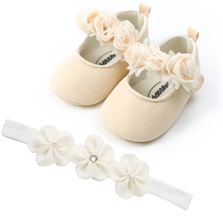 

New baby girl shoes embroidered small floral shoes leather soft sole baby shoes