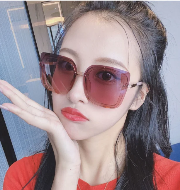 

Women Fashion Sunglasses Big Frame Sunglasses Anti-UV Polarized Sunglasses