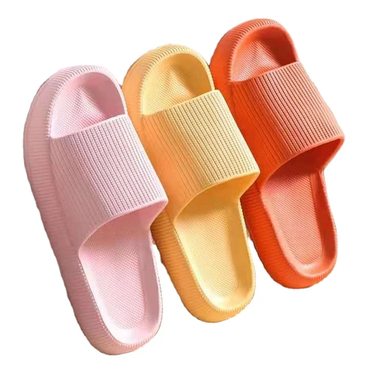 

A wholesale EVA summer home indoor bathroom couple slippers for women to wear and step on excrement feeling thick bottom