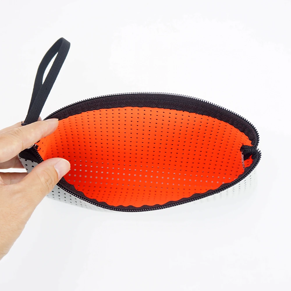 Customized Outdoor Recreational Neoprene Bag And Perforated Diving
