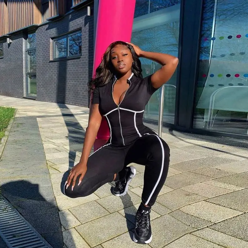 

Wholesale 2020 New Trendy Ladies Short Sleeve Yoga Fitness Zipper Stripe Black Workout Jumpsuit For Women, Photo shows