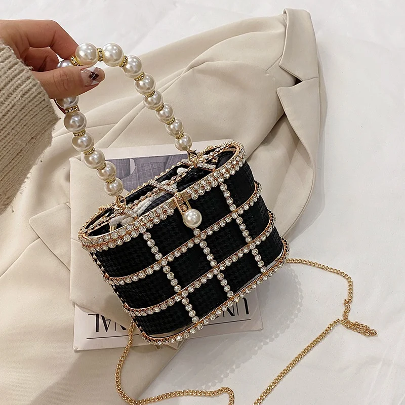 

2022 New Luxury Drop Shipping Drawstring Hand Bags with Pearl Chain Shoulder Purses and Handbags Women Small jelly Handbag Beach