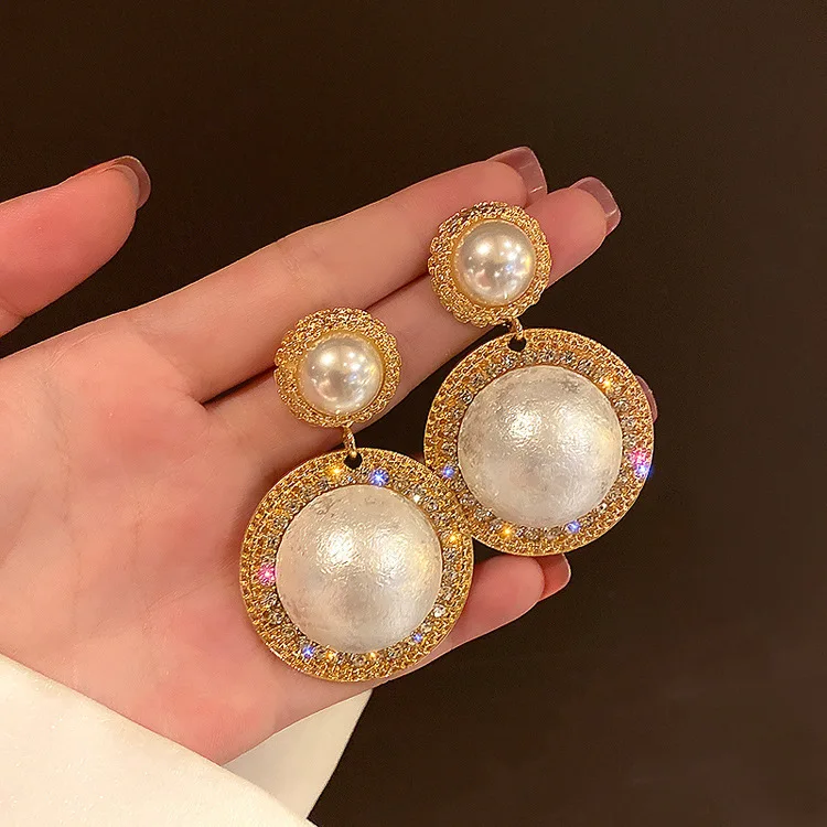 

2021 Fashion Big Vintage Earrings for women gold color Geometric statement earring, As the picture show