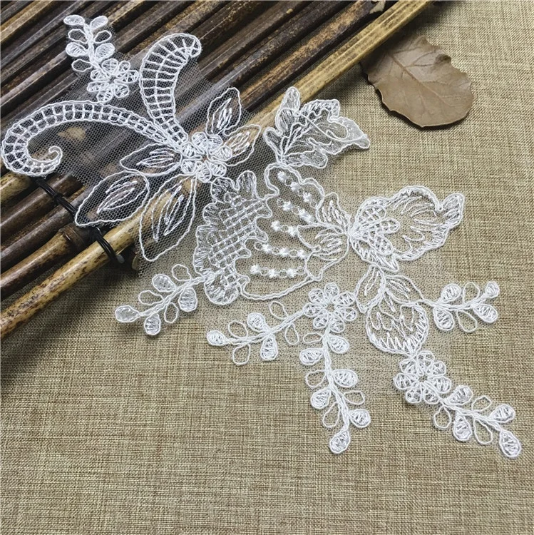 

ZHUOSI Factory Price Embroiderey Bridal Flowers Lace Appliques For Wedding Dress, As the pictures show