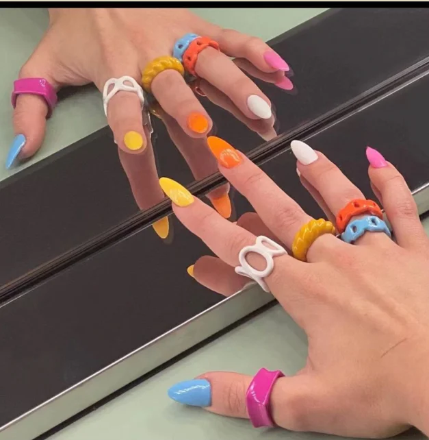 

wholesale 2021 popular women rings new personalized geometric hollow paint metal ring hot selling korean rins for girls, Colorful