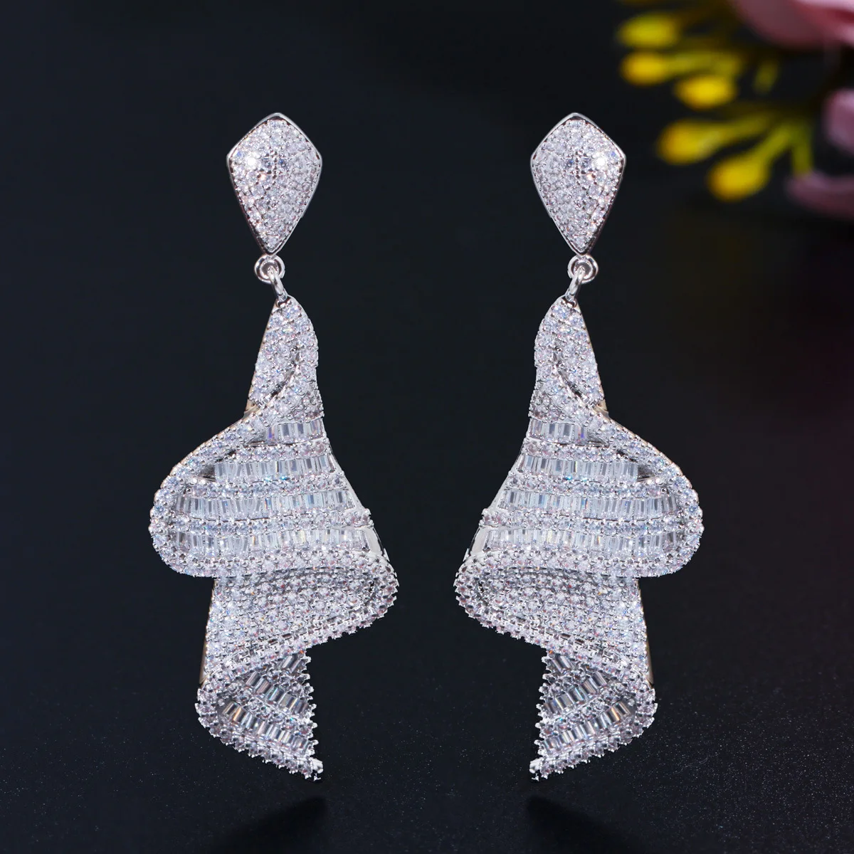 

Wholesale price high quality korean stud earrings jewelry cz zirconia gold plated woman earrings for women 2020, Sliver