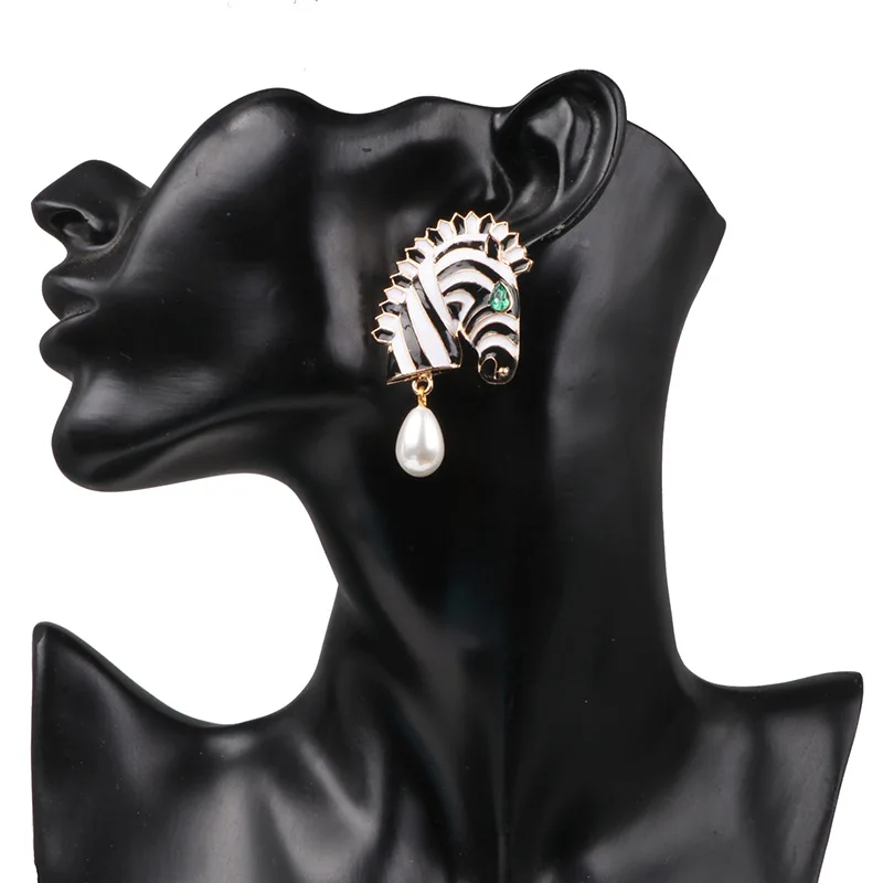 

Exaggerated stripes oil drop animal zebra earrings female fashion temperament alloy pearl earrings jewelry, 3 styles