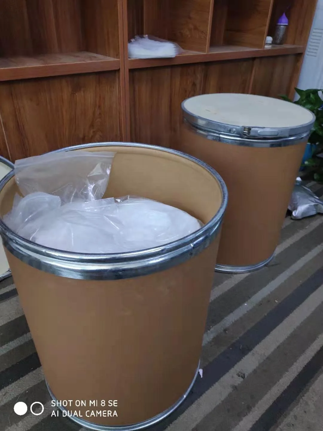 
China Factory Sale 16853-85-3 Lialh4 Lah Lithium Aluminium Hydride -3 