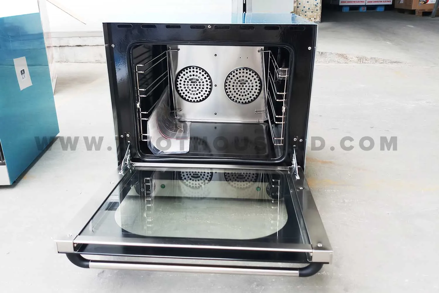 2023 Hot Sale In Philippines Bread Baking Convection Oven Tto131a