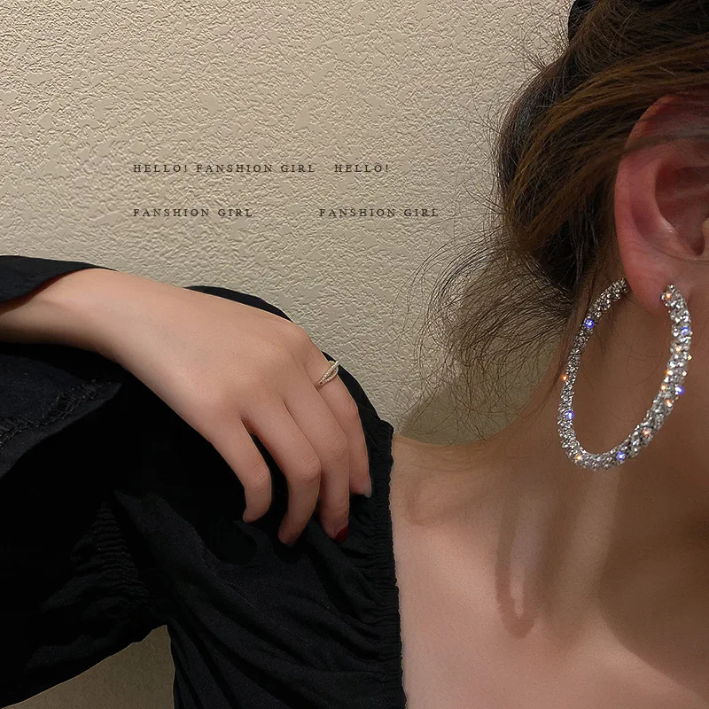 

Shiny Geometric Hoop Earrings Fashion Temperament Exaggerate Crystal Earrings Silver Jewelry for Women