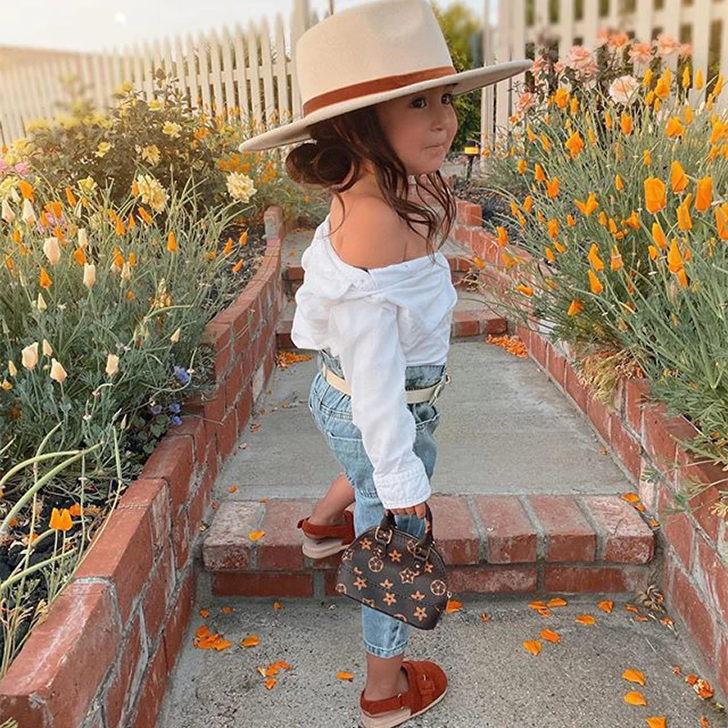

Jeans 2 Pcs Fashion Clothes Summer Girls Denim Set Fashion One-shoulder Short-sleeved Print Top And Ripped Jeans Girls Kids