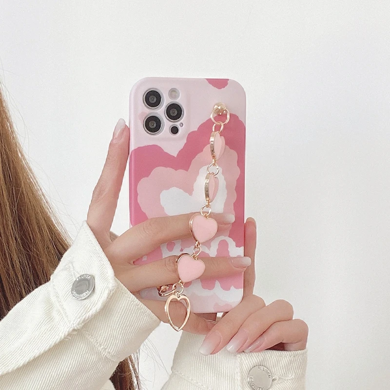 

For iPhone 11 12 Pro Max Cases Cute Love Heart Chain Wristband Phone Case For iPhone X XR XS Max 7 8 Plus Back Cover