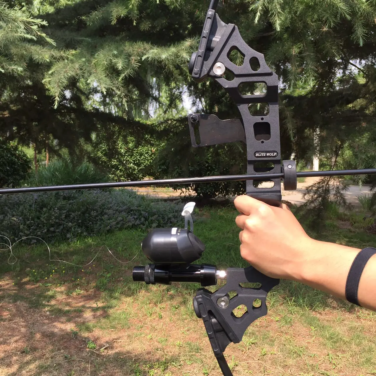 

2020 best selling fish arrow sports archery equipment slingshot fish shooting device