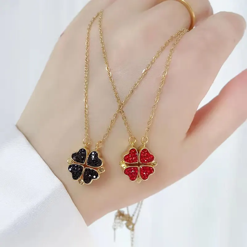 

2021New arrival Pendant Four-leaf Clover Clover Necklace Korean Creative Crystal Ladies heart Necklace