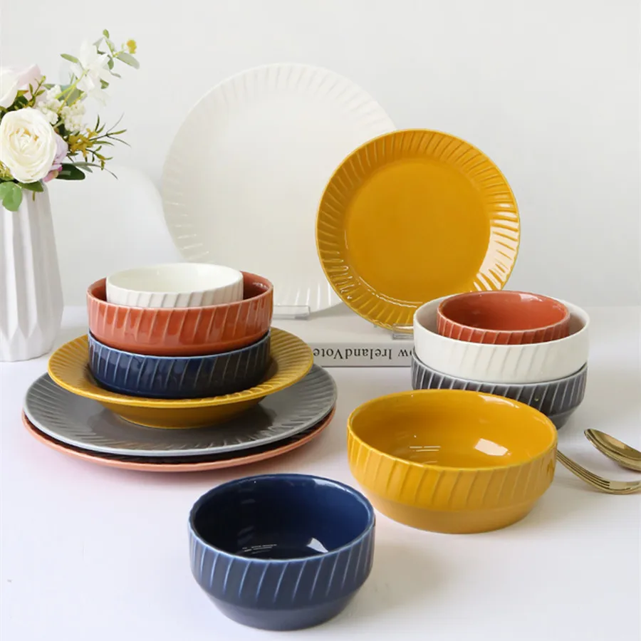 

Wholesale embossed spiricle glossy glaze multi-colored wedding restaurant home used table ceramic dinnerware dinner set