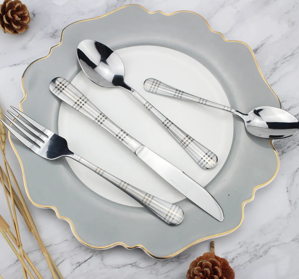 

Good Choice For The Gift High-end Stainless Steel Tableware 16 Pieces Cutlery Set Include Knift Fork Spoon in Gift Box