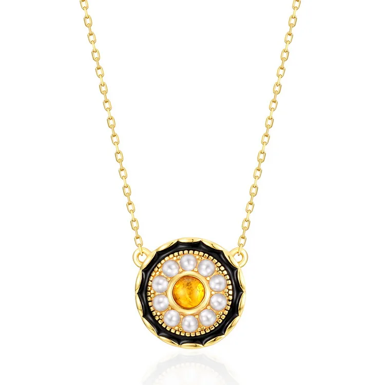 

Vantage Natural Amber and Shell Pearl Pendant Necklace for Women Gift Sterling S925 Silver with Gold Plating, Yellow and black