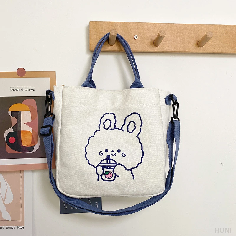 

2021 Women Bag canvas Simple Portable High capacity Bucket bag Little bear Cartoon Shoulder Diagonal Match Chain Square Bags, Optional